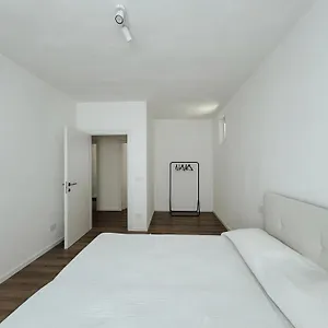 https://apt-saho.in-sardinia.net